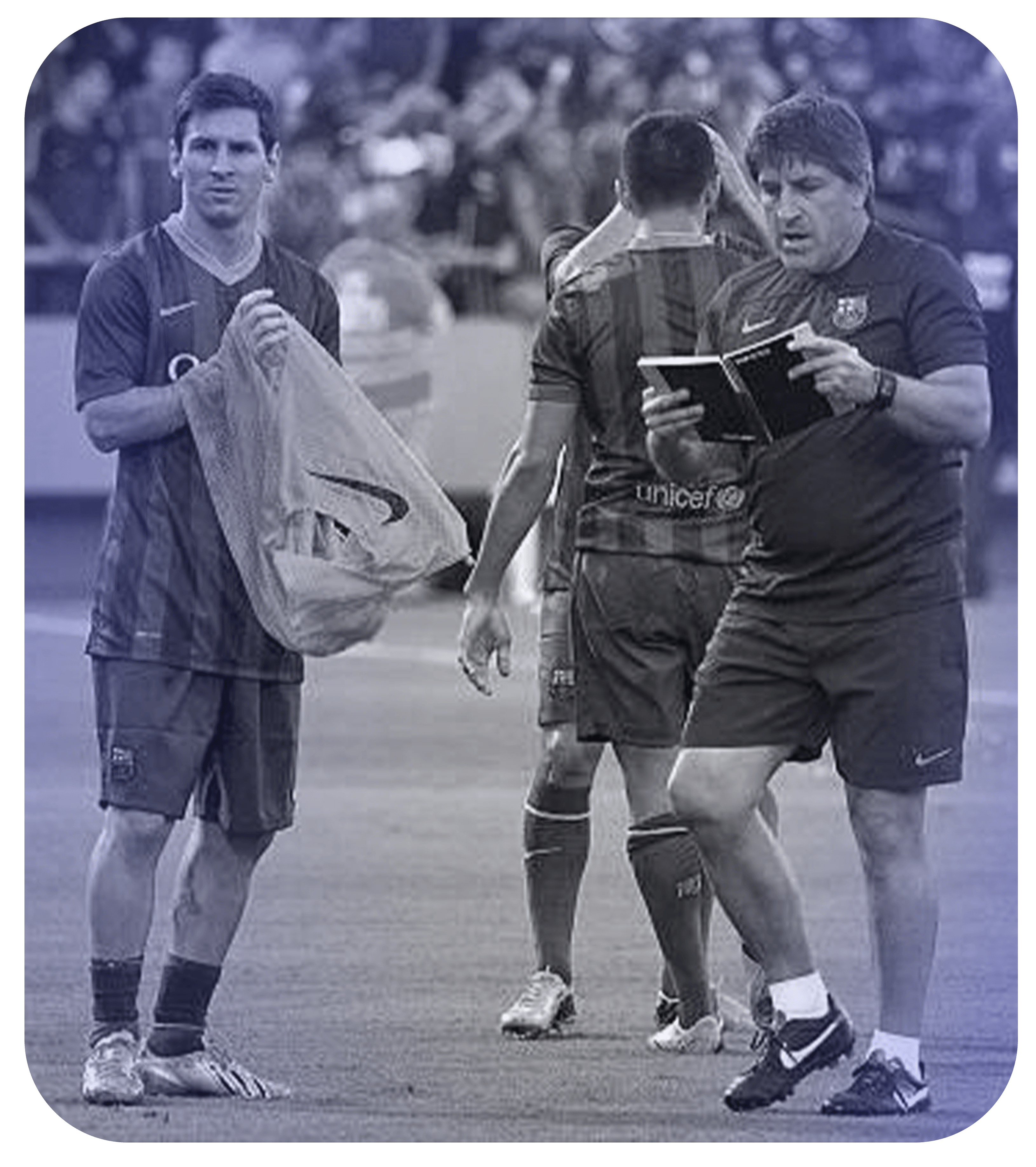 Jordi walking with Messi or during match prep